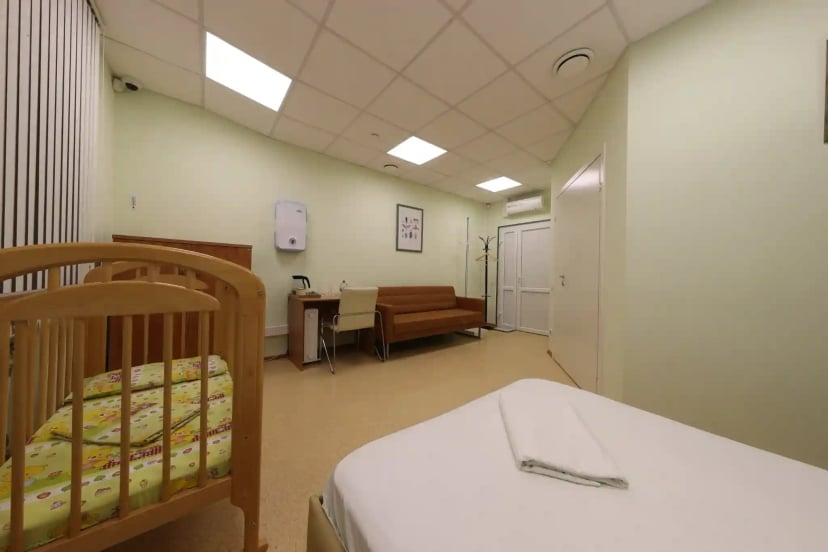 Палата сомнологии в Клиническом Институте Мозга